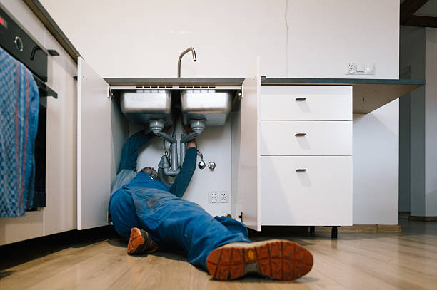 Professional Pipe Repair technician working in Pasadena, MD